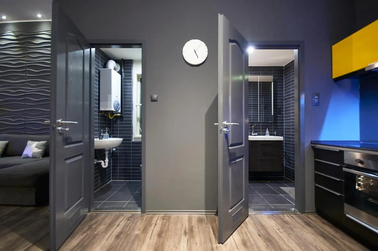 Central Location Yellow-Black Apartment Budapest Hungary